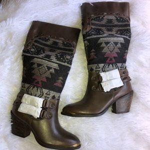 Desert Walkabout Tribal Buckle Boots